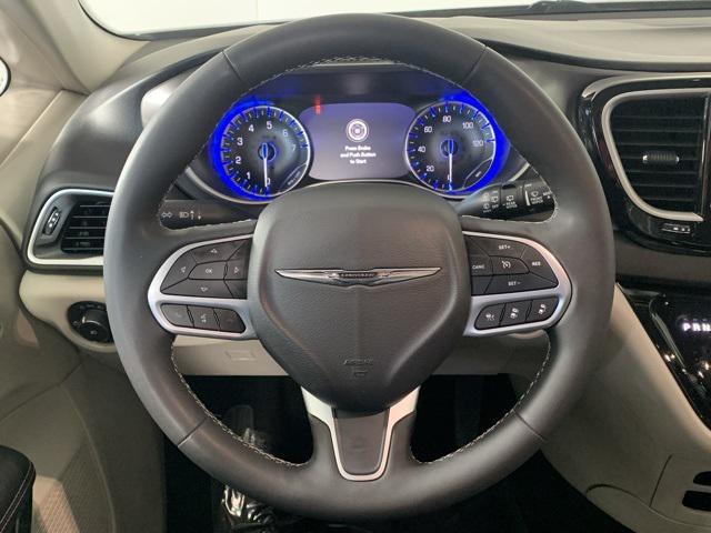 used 2024 Chrysler Pacifica car, priced at $27,500