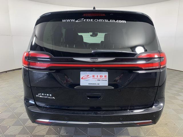 used 2024 Chrysler Pacifica car, priced at $27,500