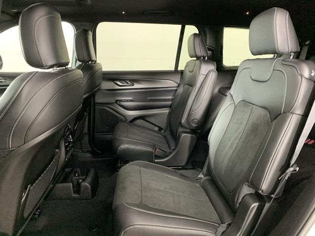 new 2025 Jeep Grand Cherokee L car, priced at $47,725