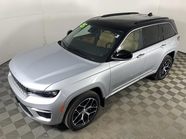 used 2025 Jeep Grand Cherokee car, priced at $58,000