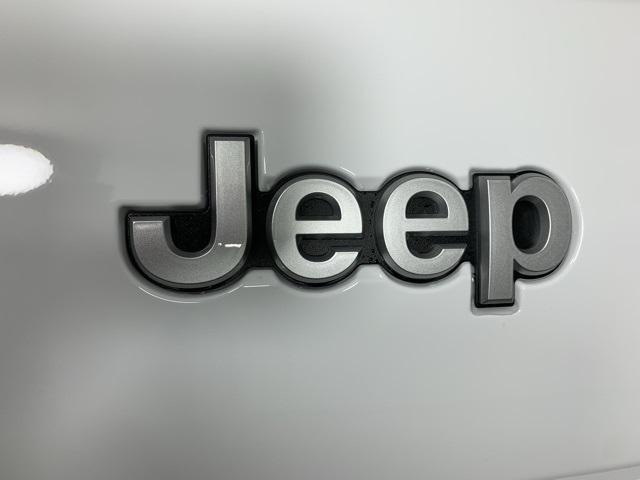 new 2025 Jeep Grand Cherokee L car, priced at $43,457