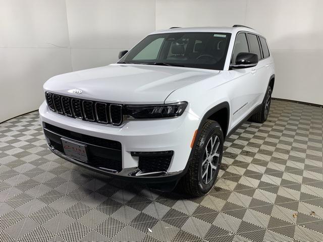 new 2025 Jeep Grand Cherokee L car, priced at $43,457