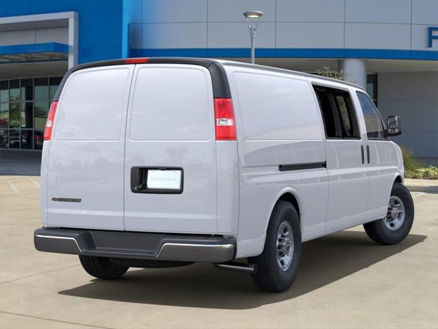 new 2024 Chevrolet Express 3500 car