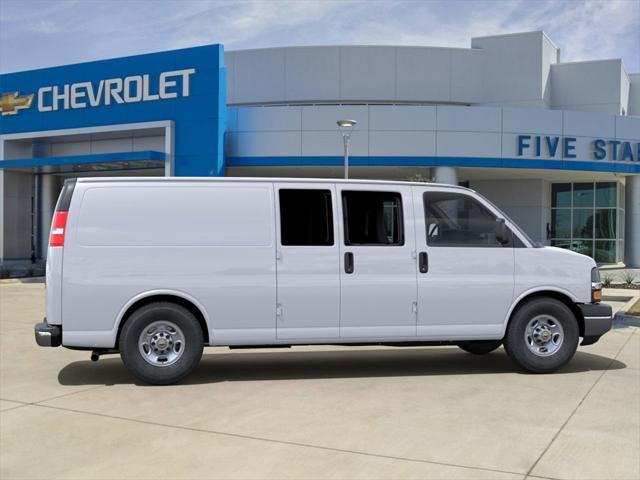 new 2024 Chevrolet Express 3500 car