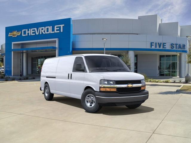 new 2025 Chevrolet Express 3500 car