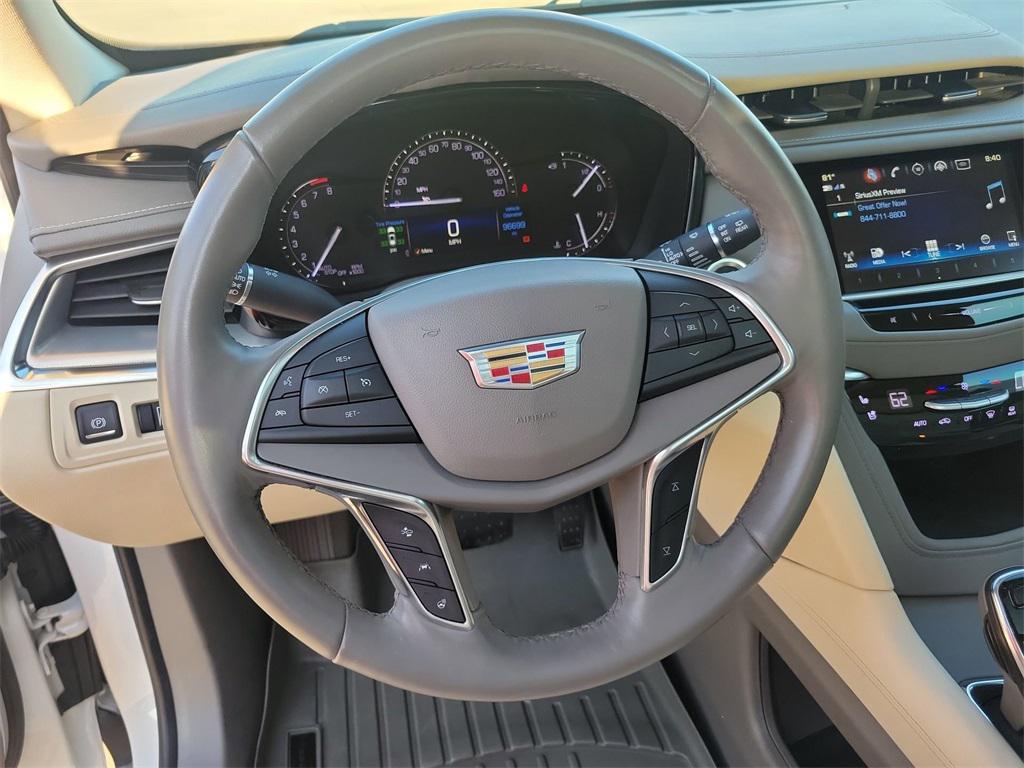 used 2018 Cadillac XT5 car, priced at $18,460