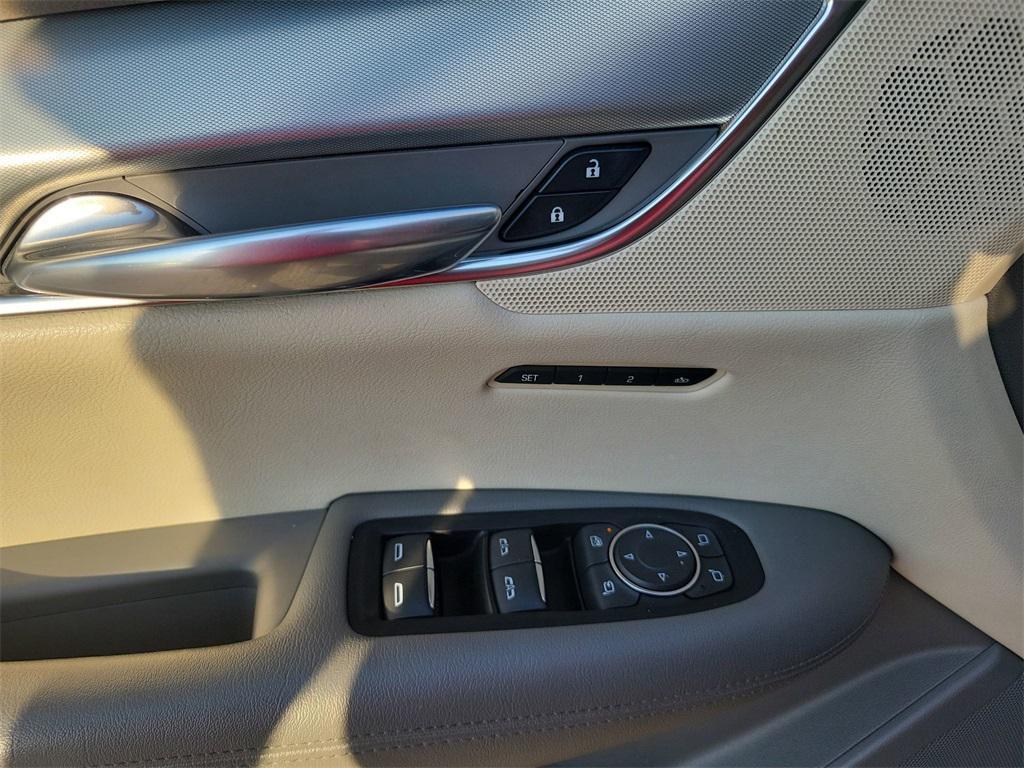 used 2018 Cadillac XT5 car, priced at $18,460