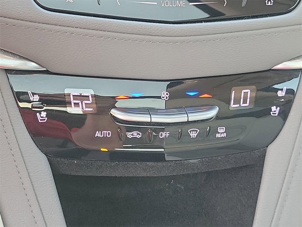 used 2018 Cadillac XT5 car, priced at $18,460
