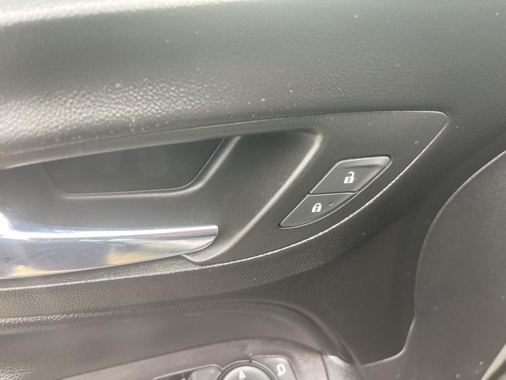 used 2020 Chevrolet Equinox car, priced at $16,800
