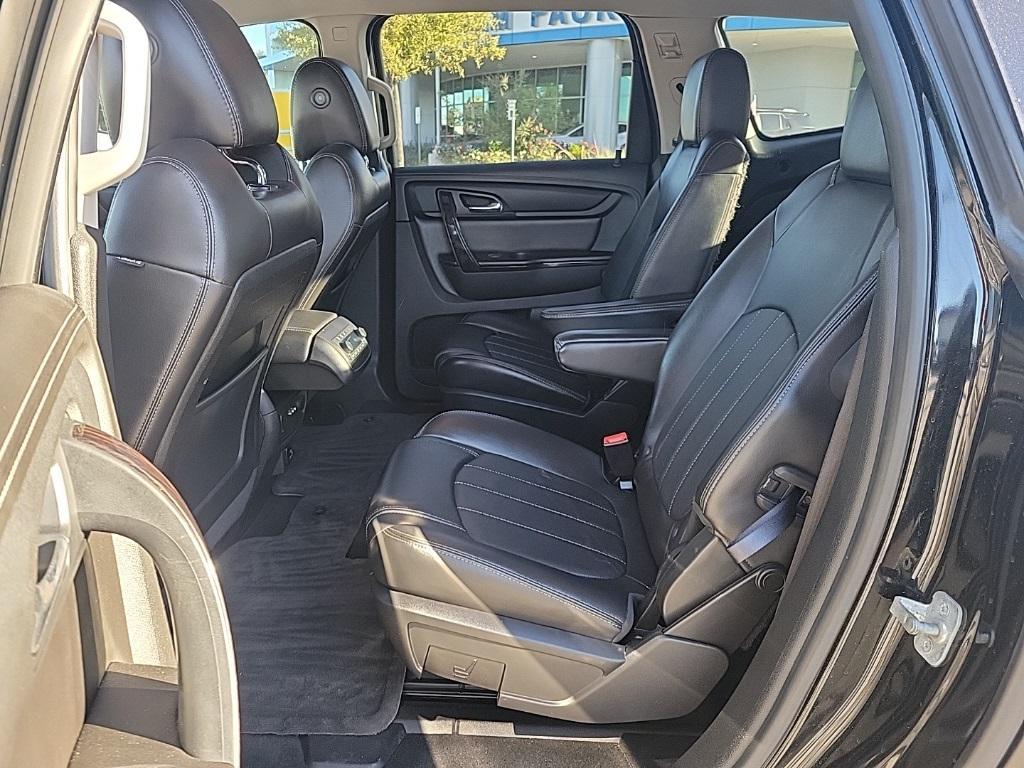 used 2017 Chevrolet Traverse car, priced at $15,300