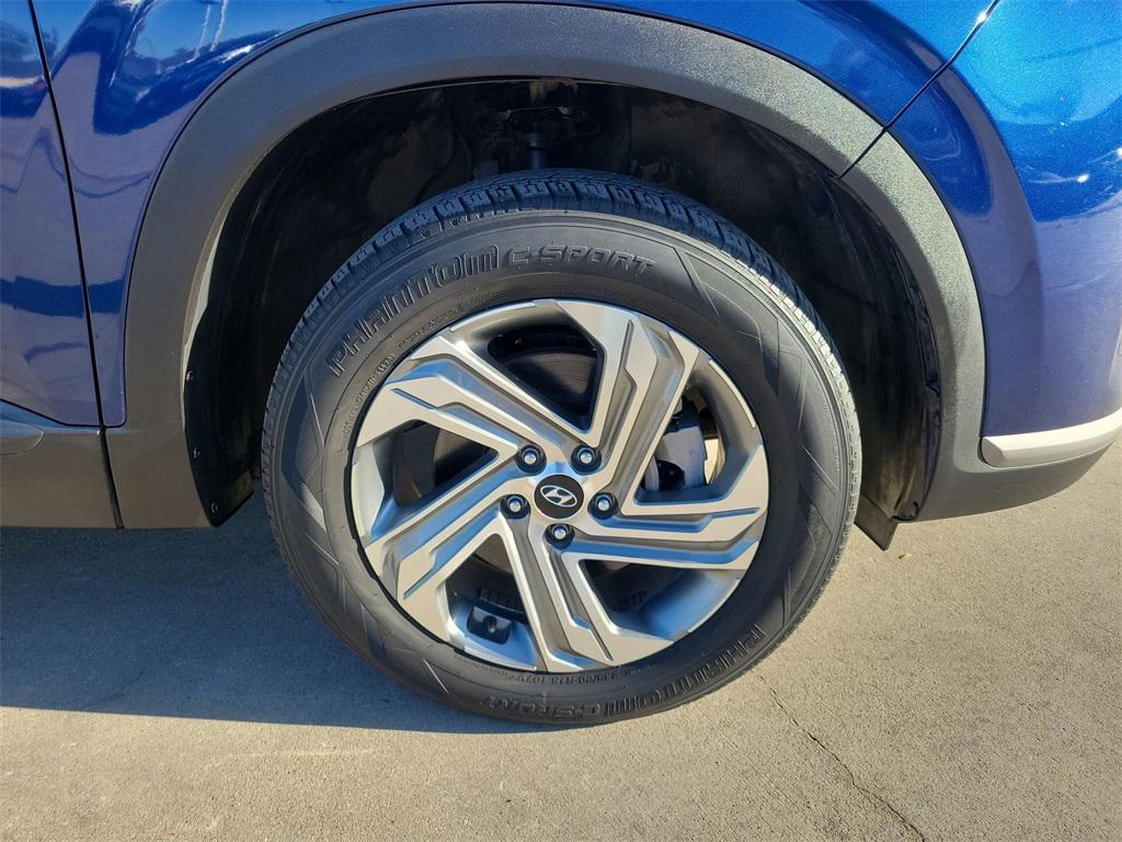 used 2021 Hyundai Santa Fe car, priced at $20,000