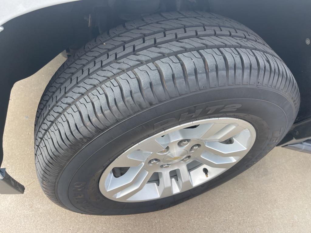 used 2019 Chevrolet Suburban car, priced at $23,400