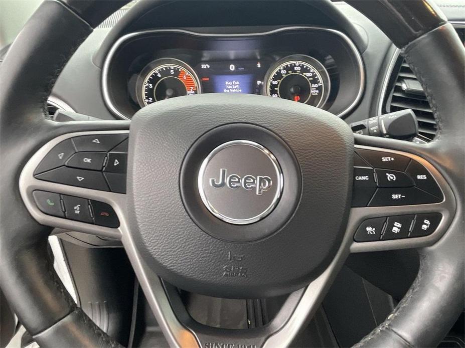 used 2019 Jeep Cherokee car, priced at $23,999