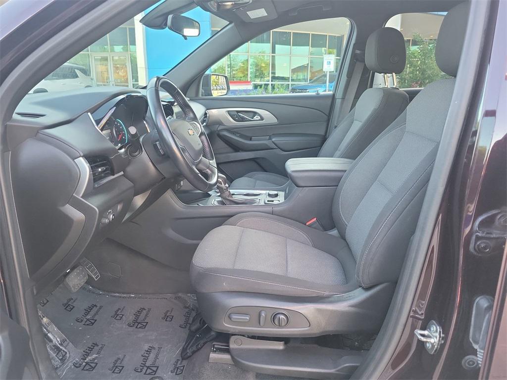 used 2022 Chevrolet Traverse car, priced at $20,000