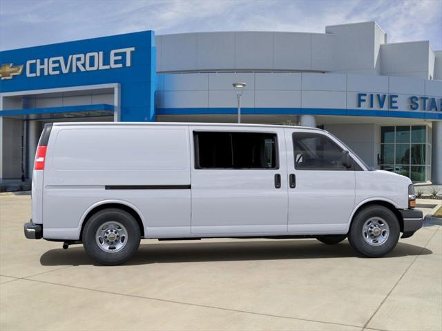 new 2024 Chevrolet Express 3500 car