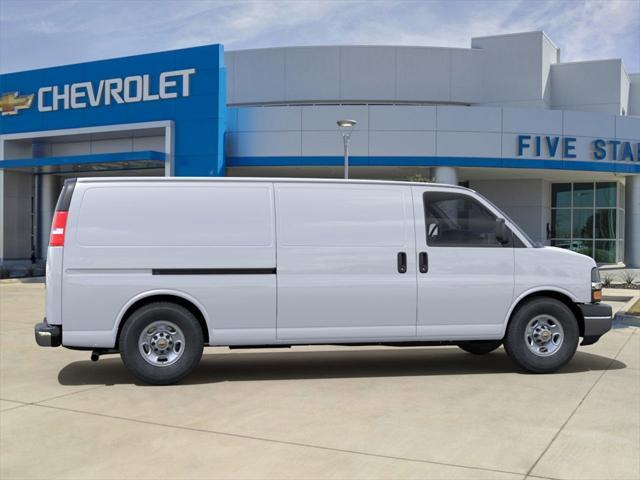 new 2024 Chevrolet Express 3500 car