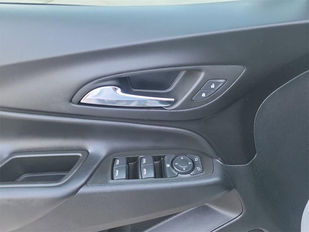 used 2023 Chevrolet Equinox car, priced at $20,000