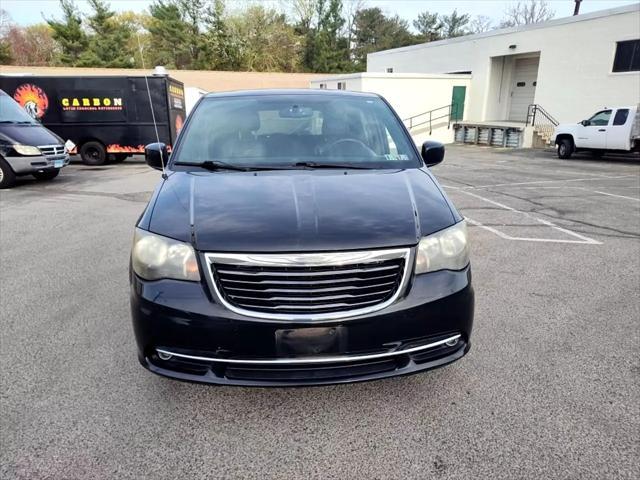 used 2014 Chrysler Town & Country car, priced at $8,950