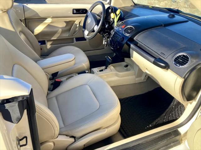 used 2009 Volkswagen New Beetle car, priced at $9,995