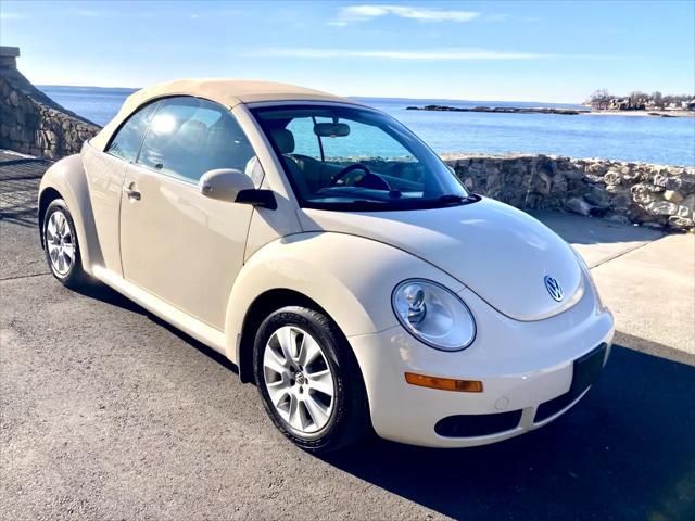 used 2009 Volkswagen New Beetle car, priced at $9,995