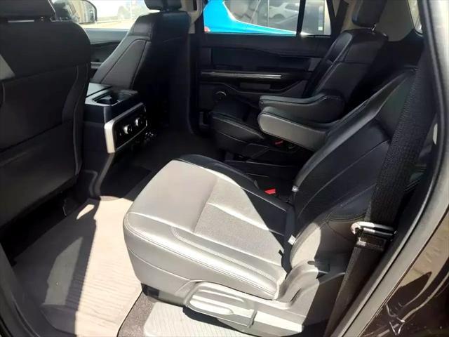 used 2022 Ford Expedition Max car, priced at $24,900