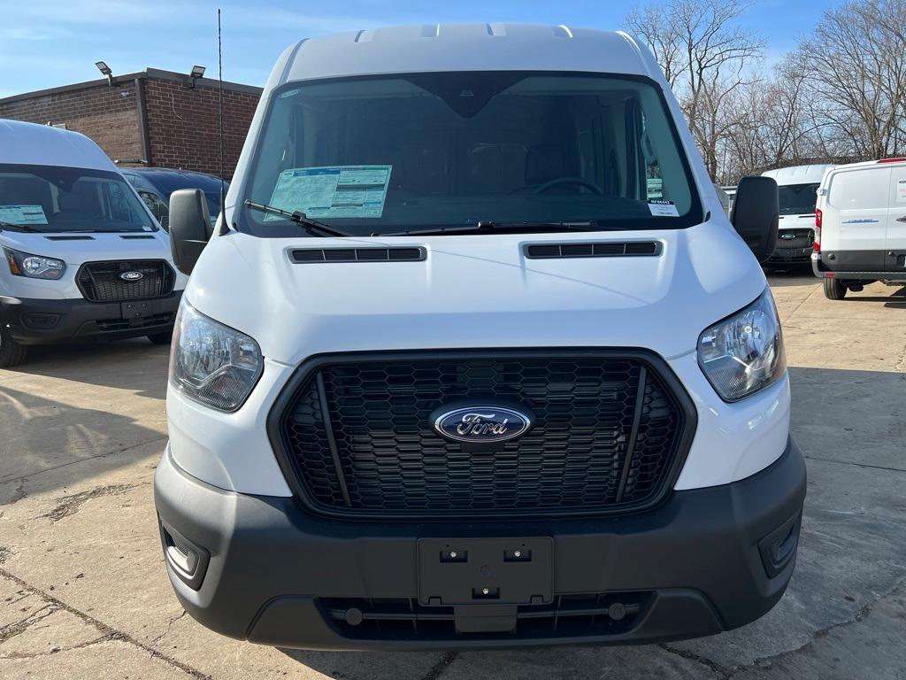 new 2024 Ford Transit-250 car