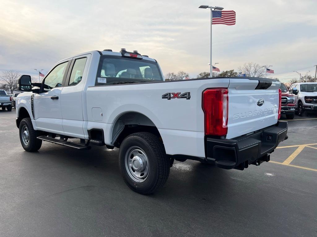 new 2024 Ford F-250 car, priced at $52,590