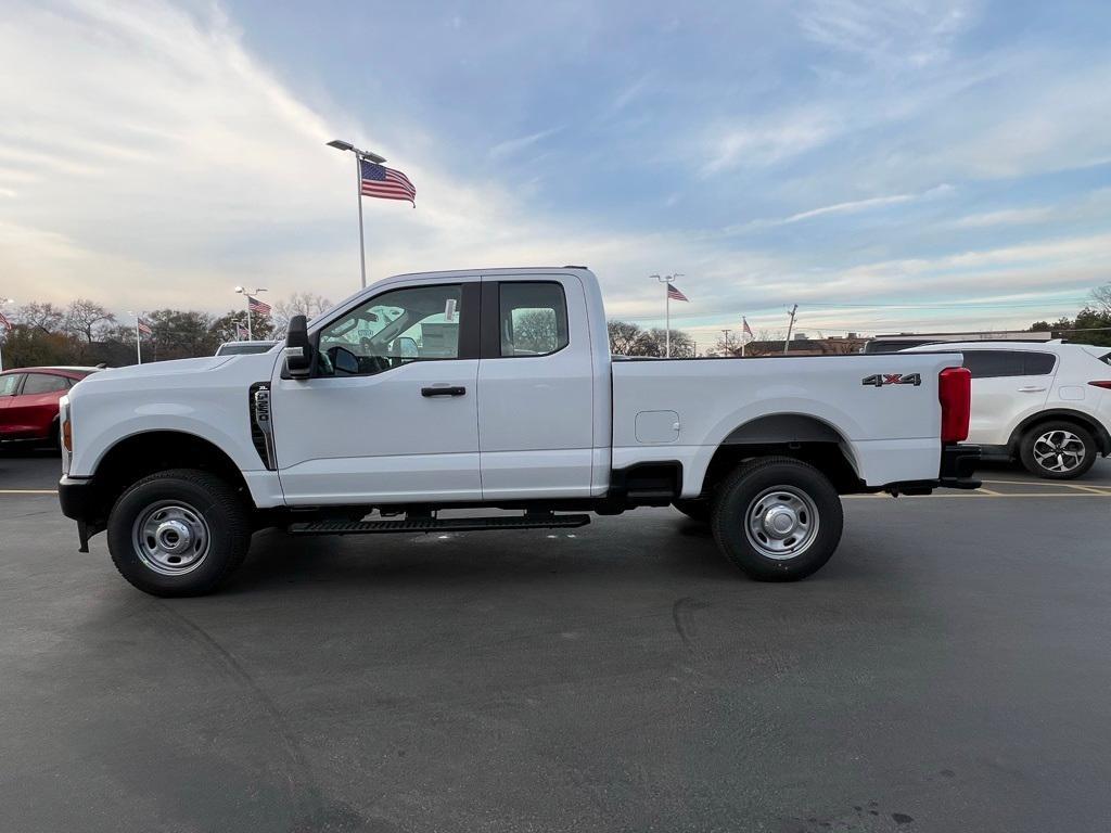 new 2024 Ford F-250 car, priced at $52,590