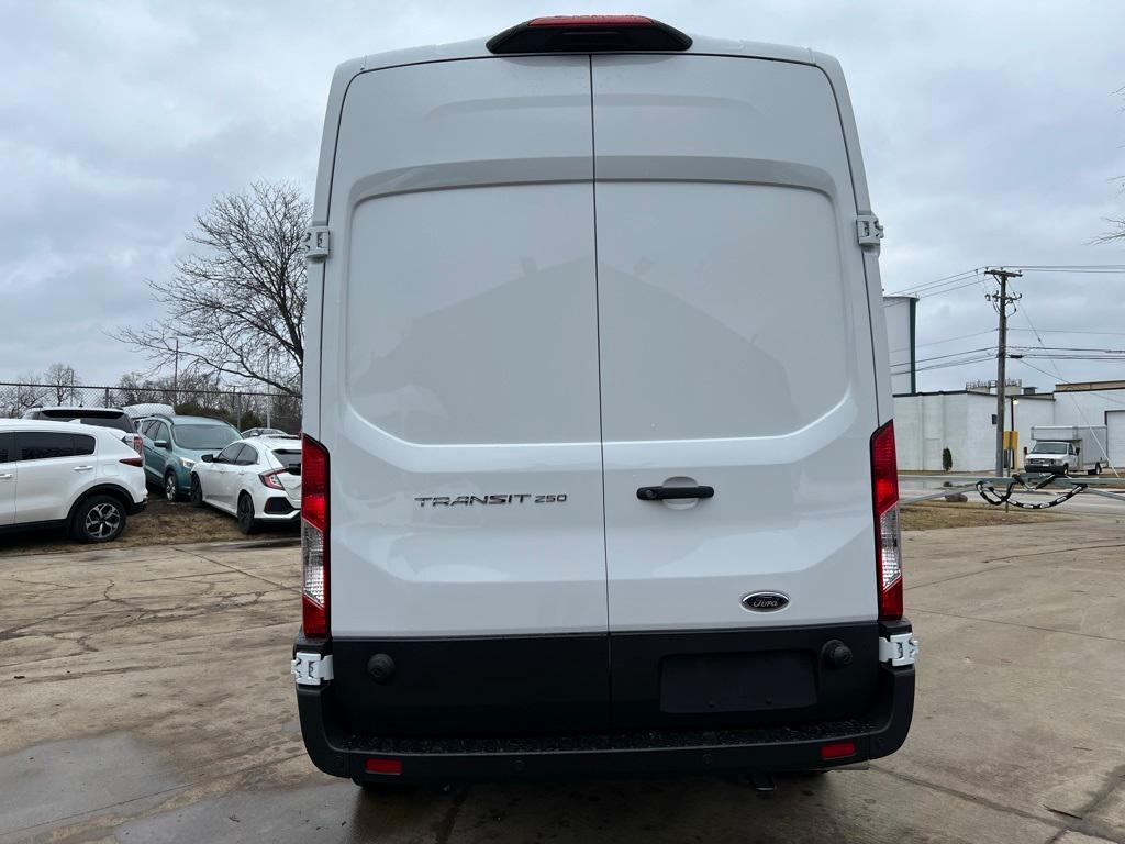 new 2024 Ford Transit-250 car