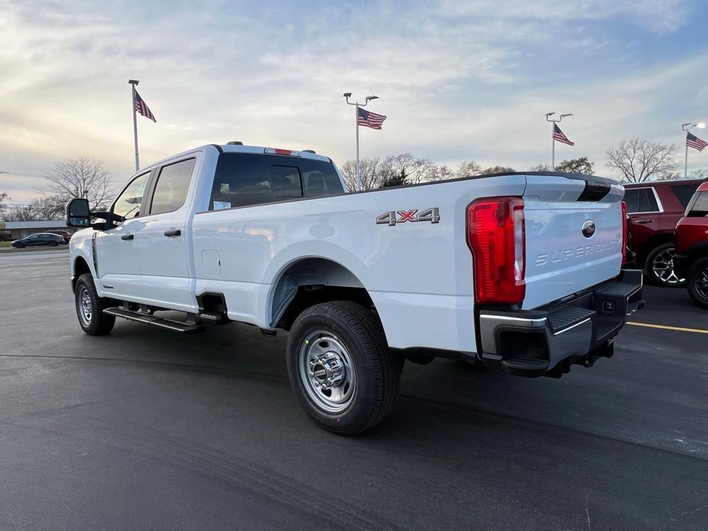 new 2024 Ford F-350 car, priced at $64,890