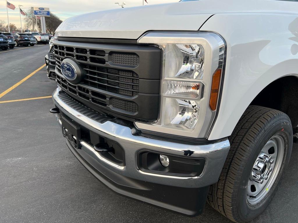 new 2024 Ford F-350 car, priced at $64,890