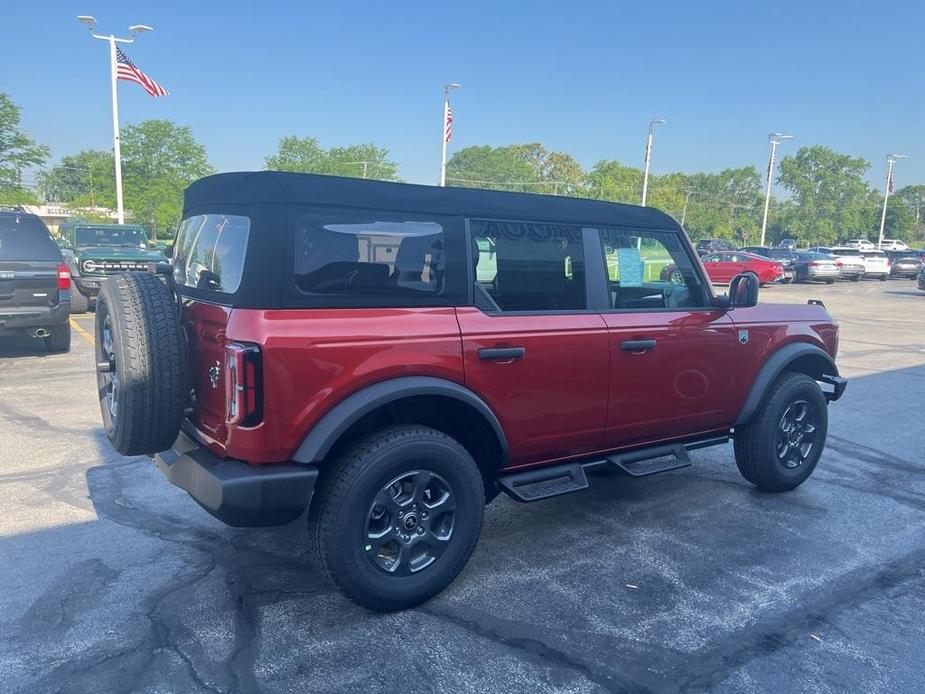 new 2024 Ford Bronco car, priced at $43,013