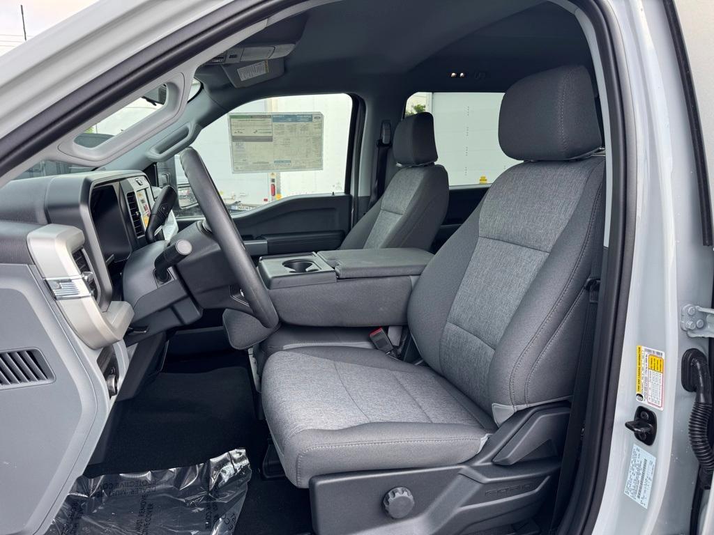 new 2025 Ford F-250 car, priced at $55,958