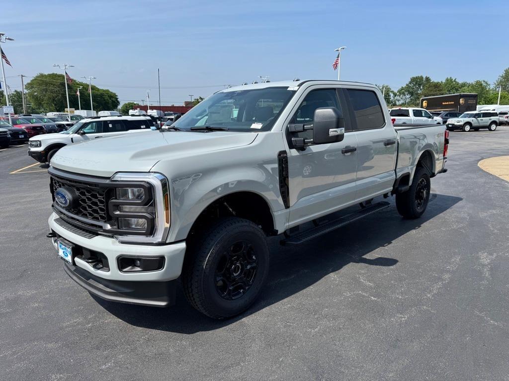 new 2025 Ford F-250 car, priced at $57,458