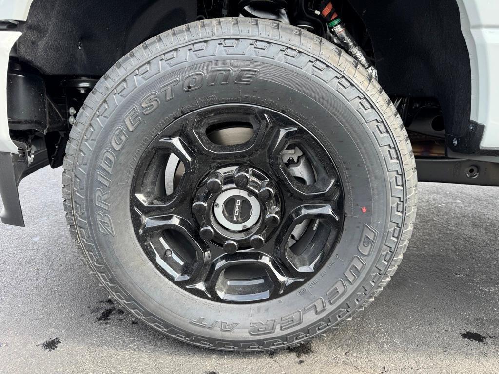 new 2025 Ford F-250 car, priced at $55,958