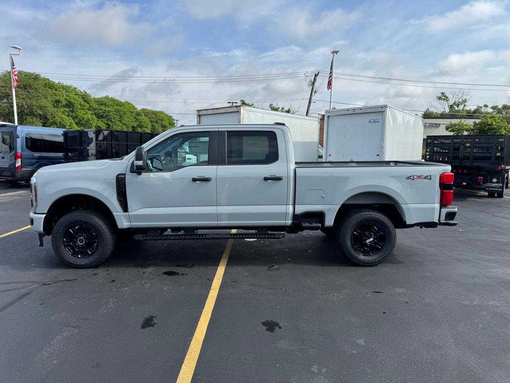 new 2025 Ford F-250 car, priced at $55,958
