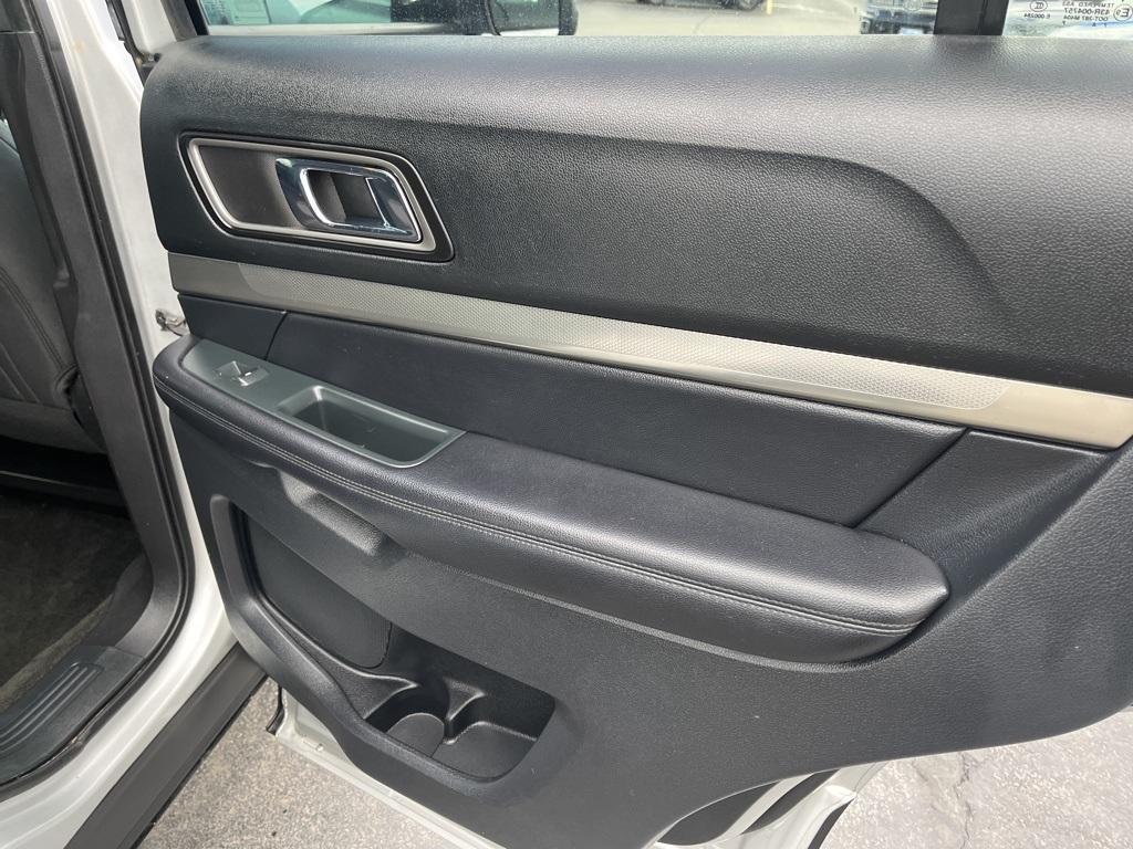 used 2021 Kia Sorento car, priced at $23,988