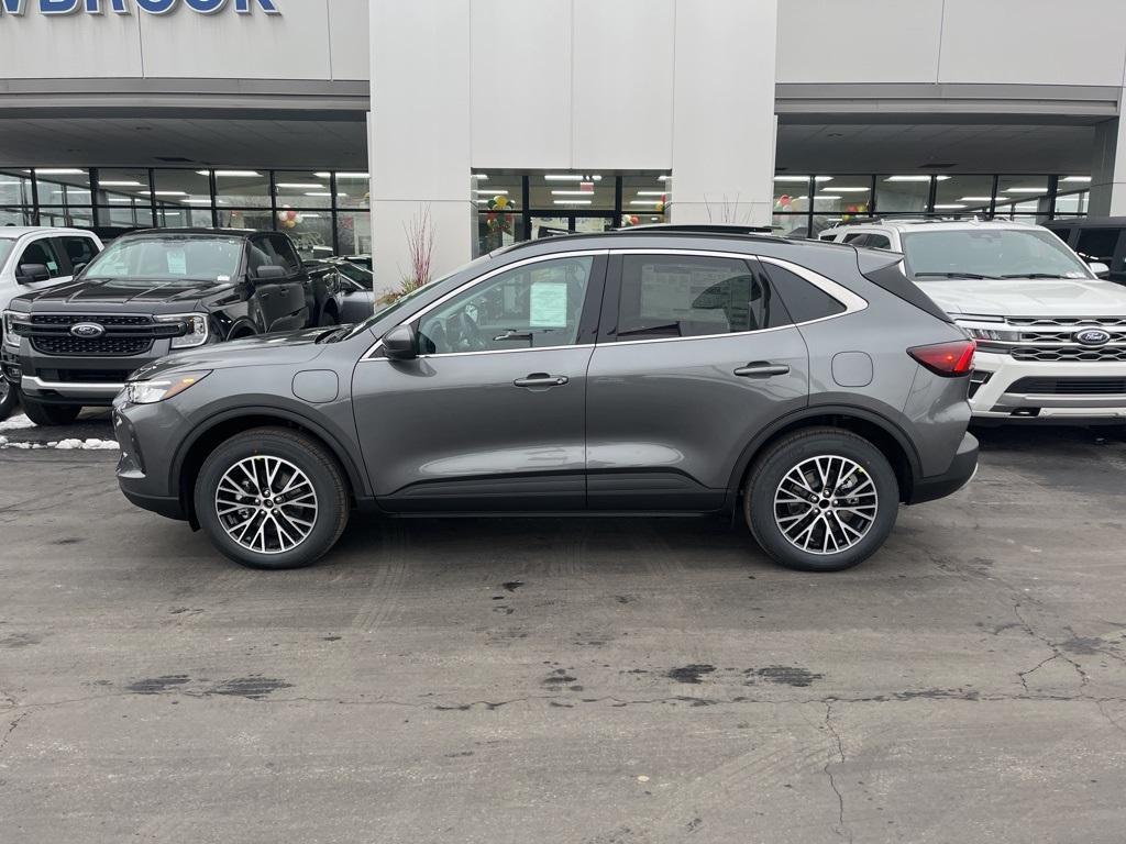 new 2025 Ford Escape car, priced at $40,132