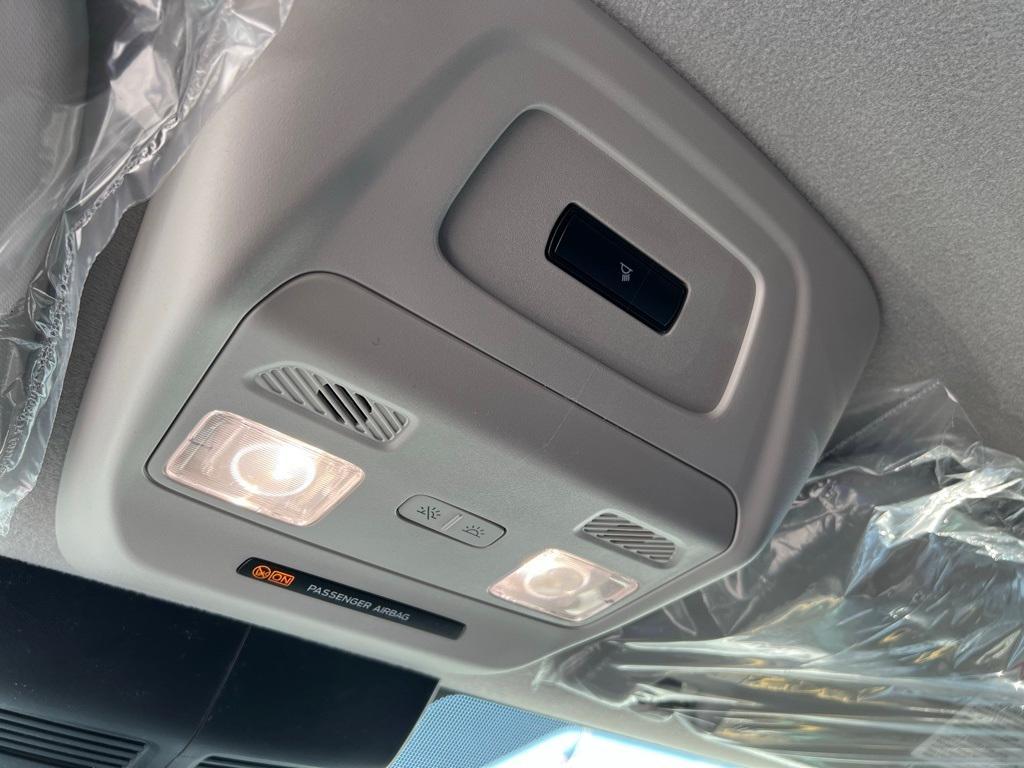 new 2025 Ford Transit-150 car