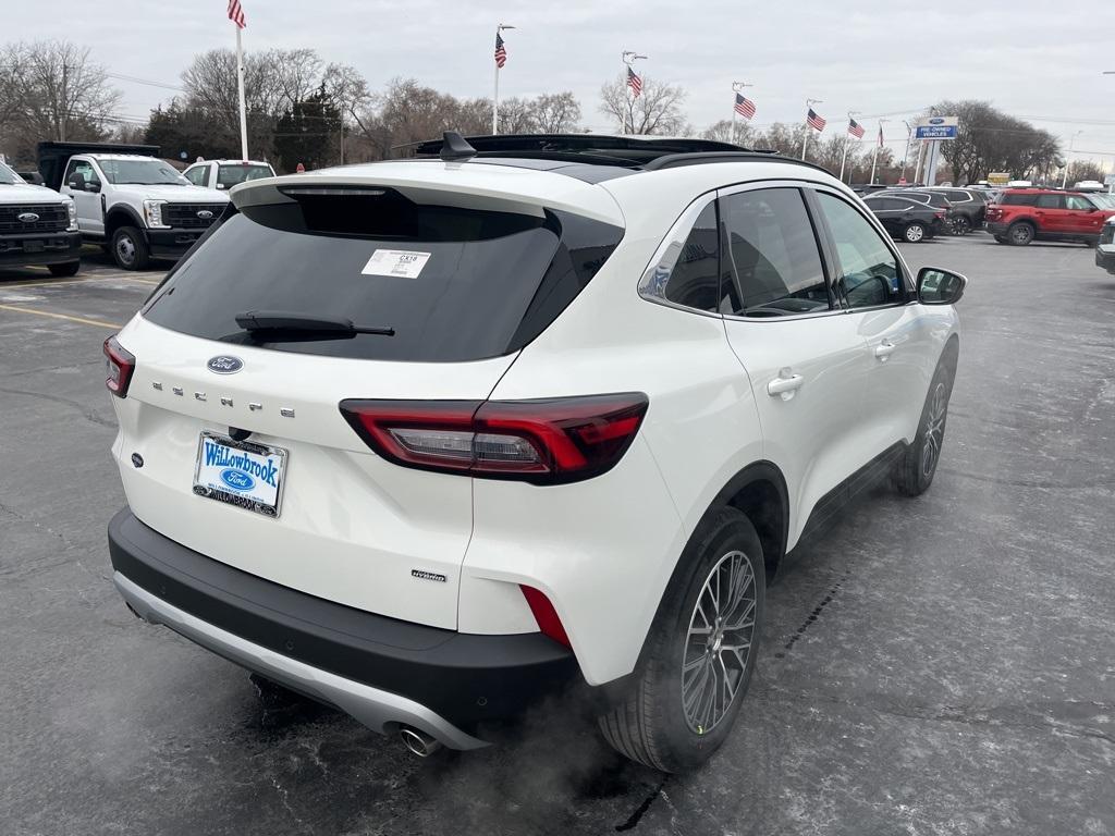 new 2025 Ford Escape car, priced at $40,998