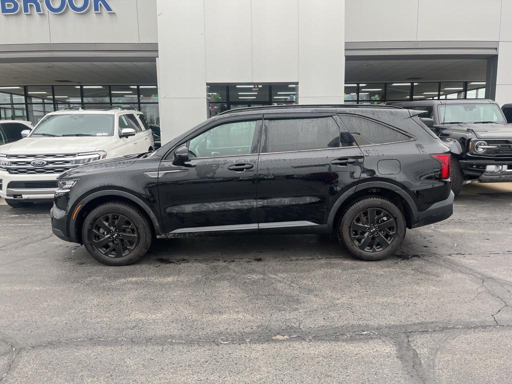 used 2021 Kia Sorento car, priced at $24,895