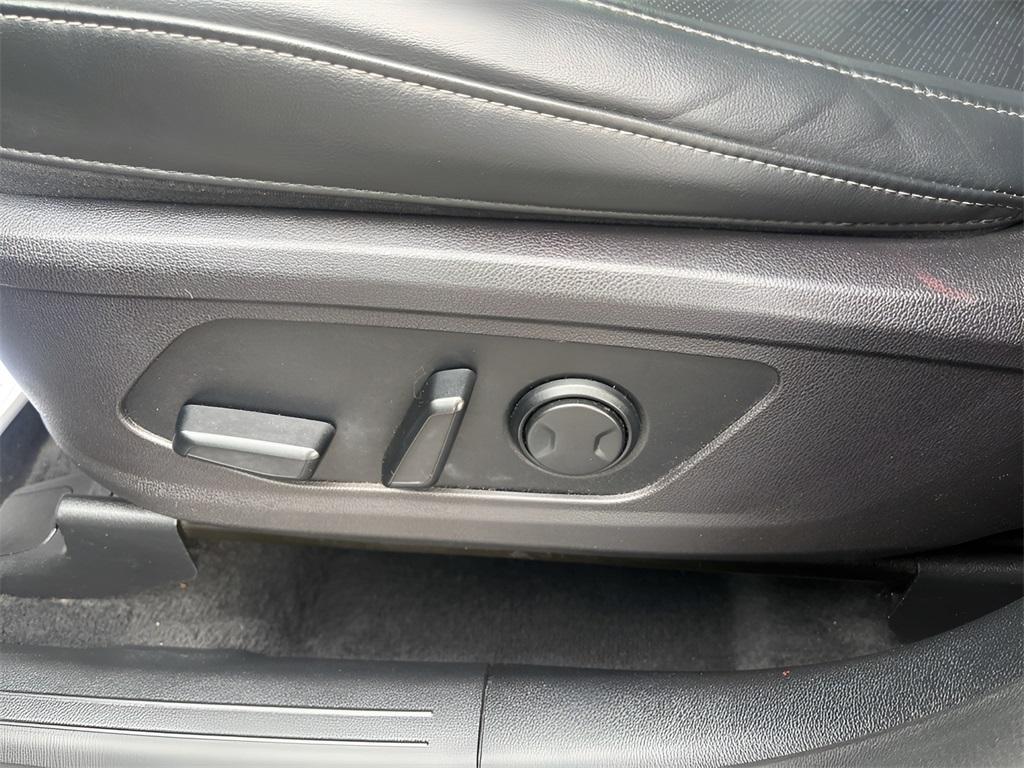 used 2021 Kia Sorento car, priced at $24,488