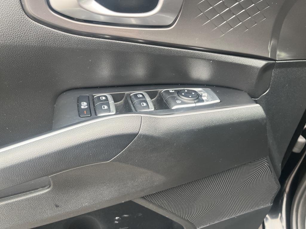 used 2021 Kia Sorento car, priced at $24,895
