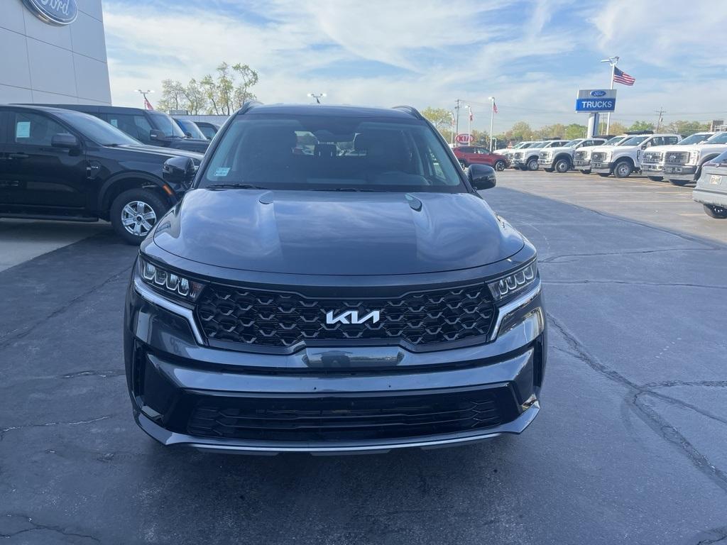 used 2023 Kia Sorento car, priced at $31,988