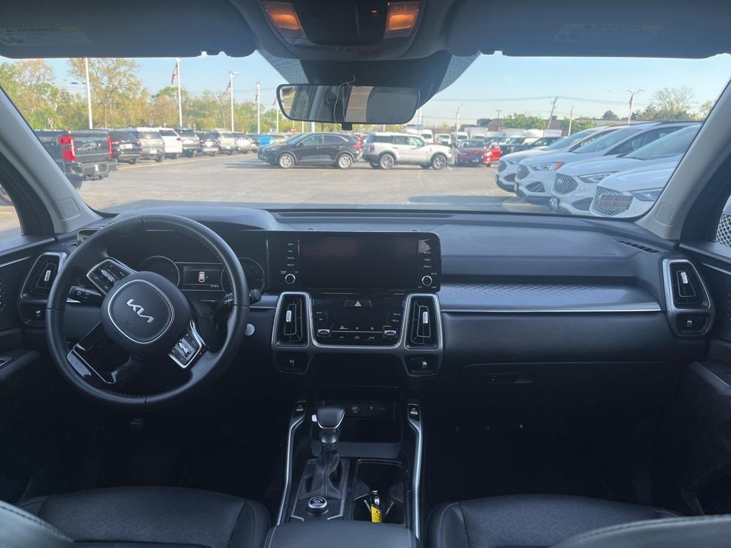 used 2023 Kia Sorento car, priced at $31,988