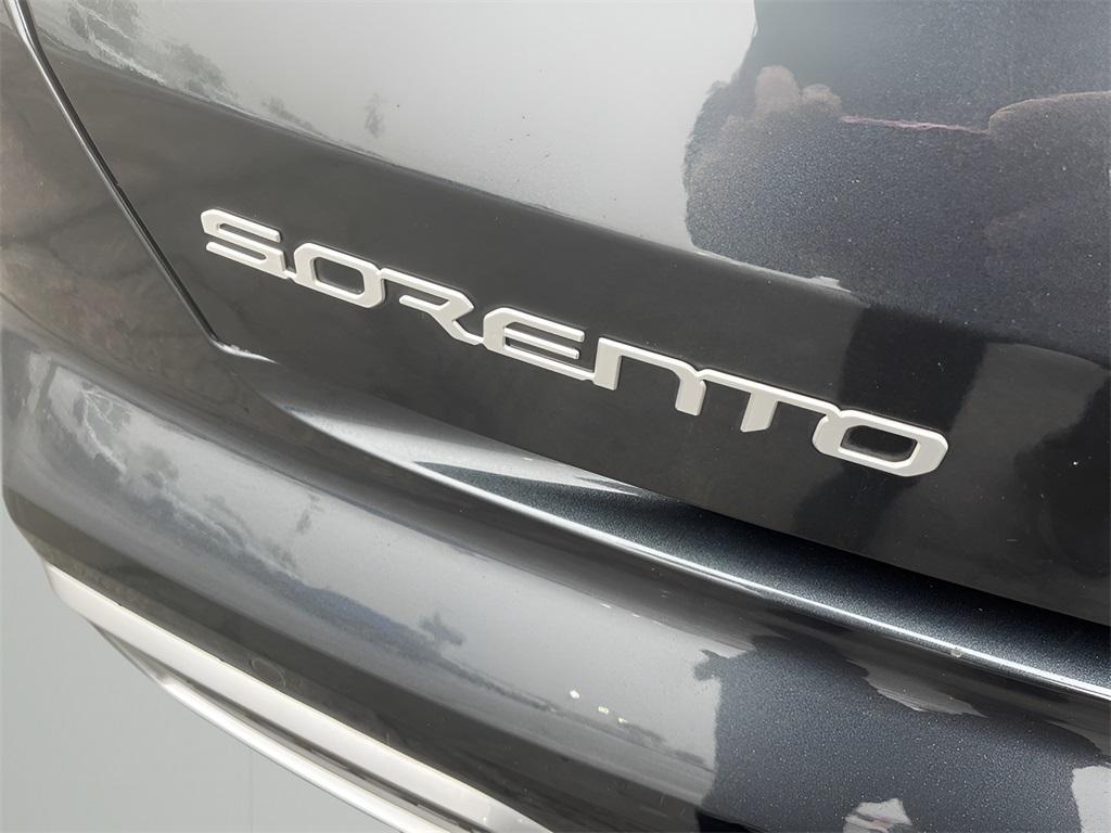 used 2023 Kia Sorento car, priced at $31,988