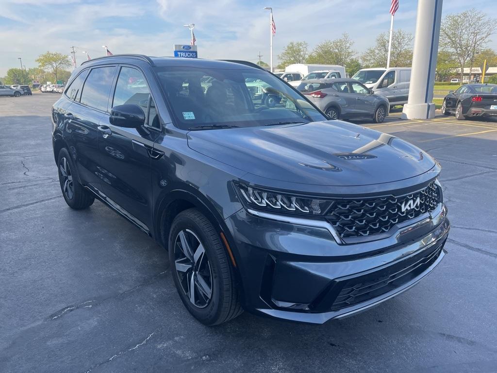 used 2023 Kia Sorento car, priced at $31,988
