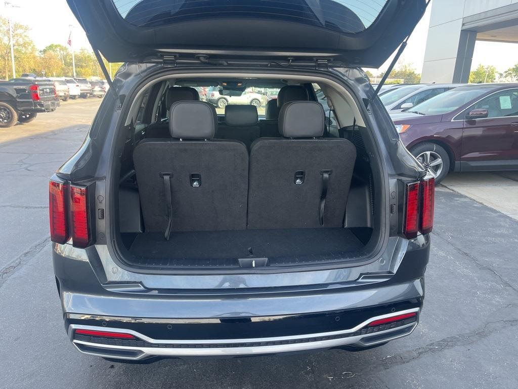 used 2023 Kia Sorento car, priced at $31,988