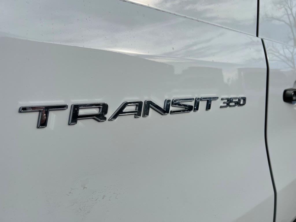 new 2024 Ford Transit-350 car