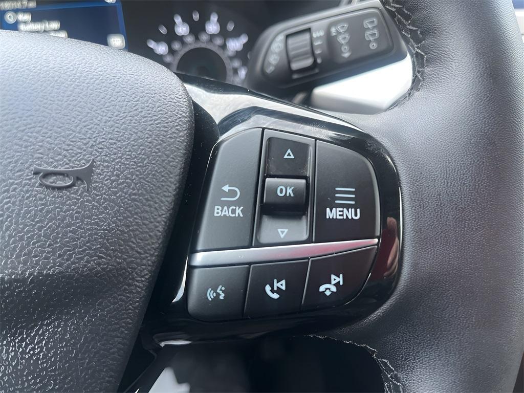 used 2022 Ford Escape car, priced at $22,388